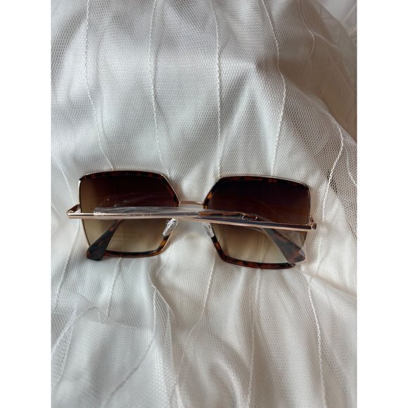 Tortoise Sunglasses Lost‎ Interest